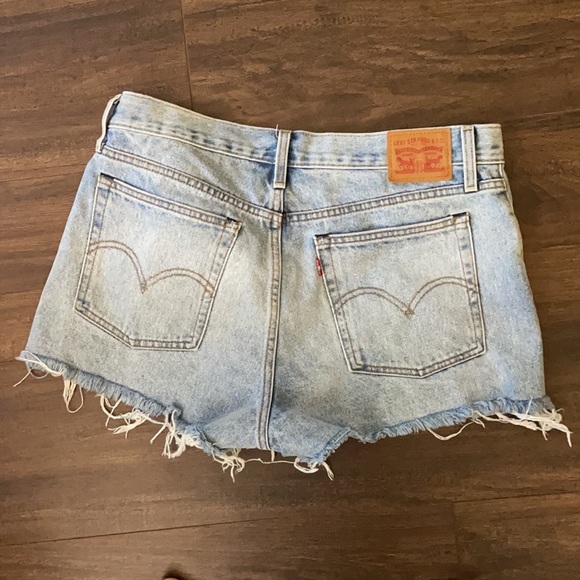 Levi’s Cut Off Shorts Sz  32 - Picture 9 of 9